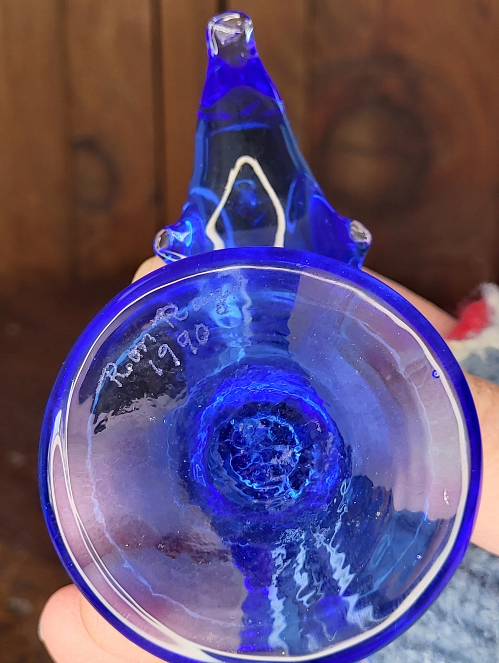 Blue Glass Creature - Picture 12 of 13